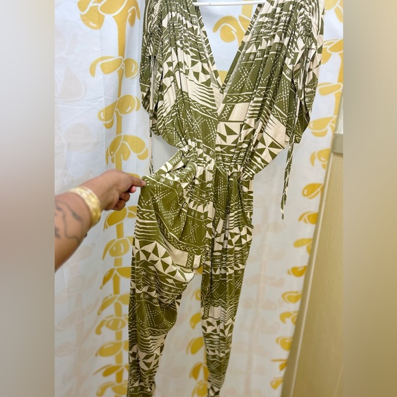 NWOT - Picture 2 of 2